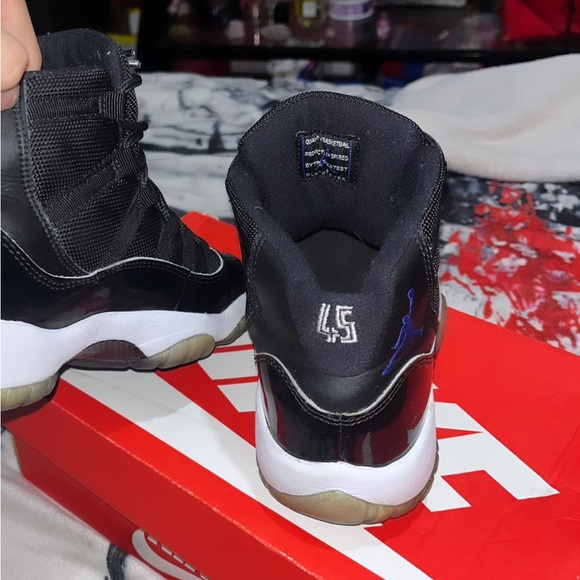 2016 Air Jordan 11 Retro BG ‘Space Jam’ 2016 - Picture 4 of 7